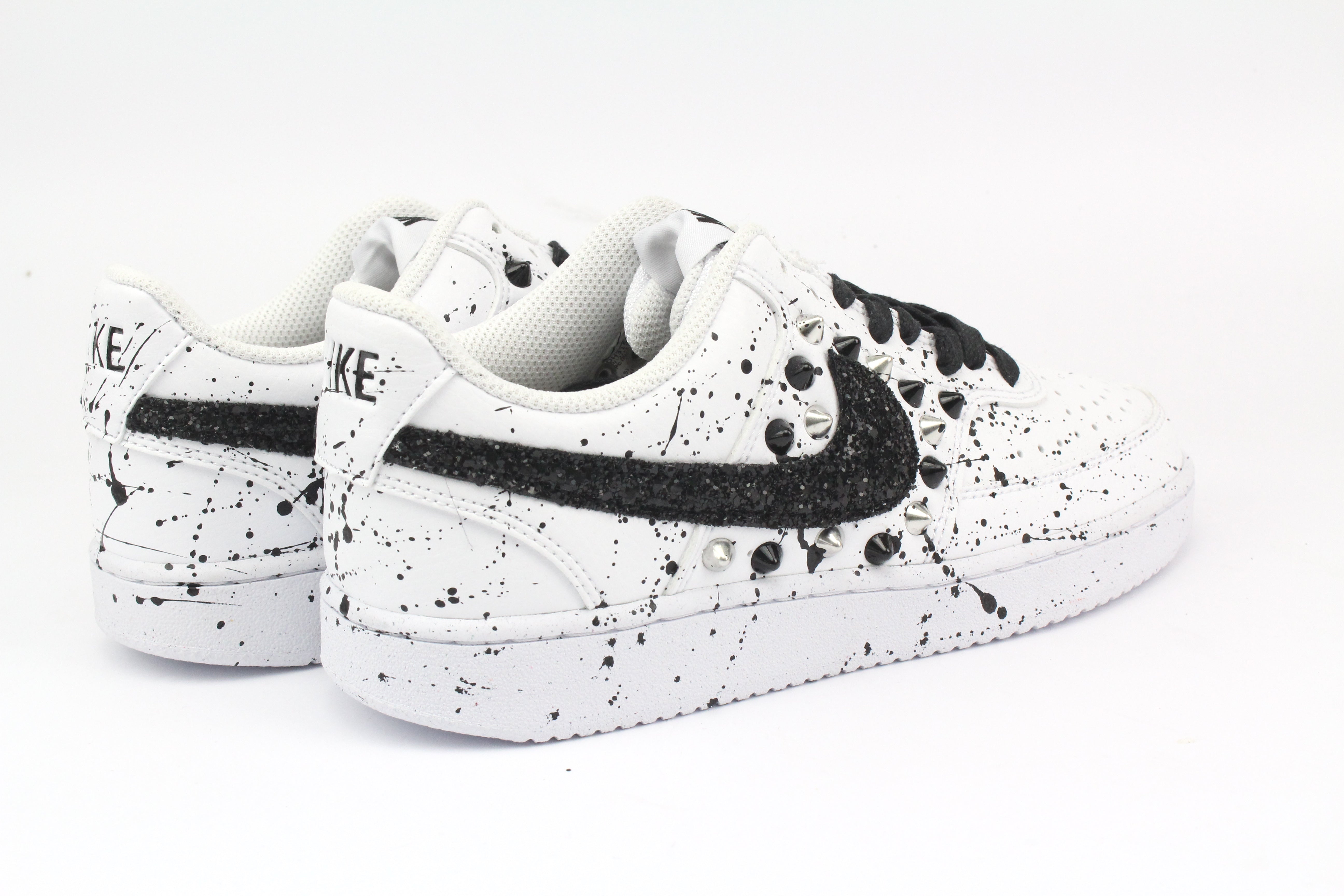 Nike Court Vision Low Colours Borchie & Vernice