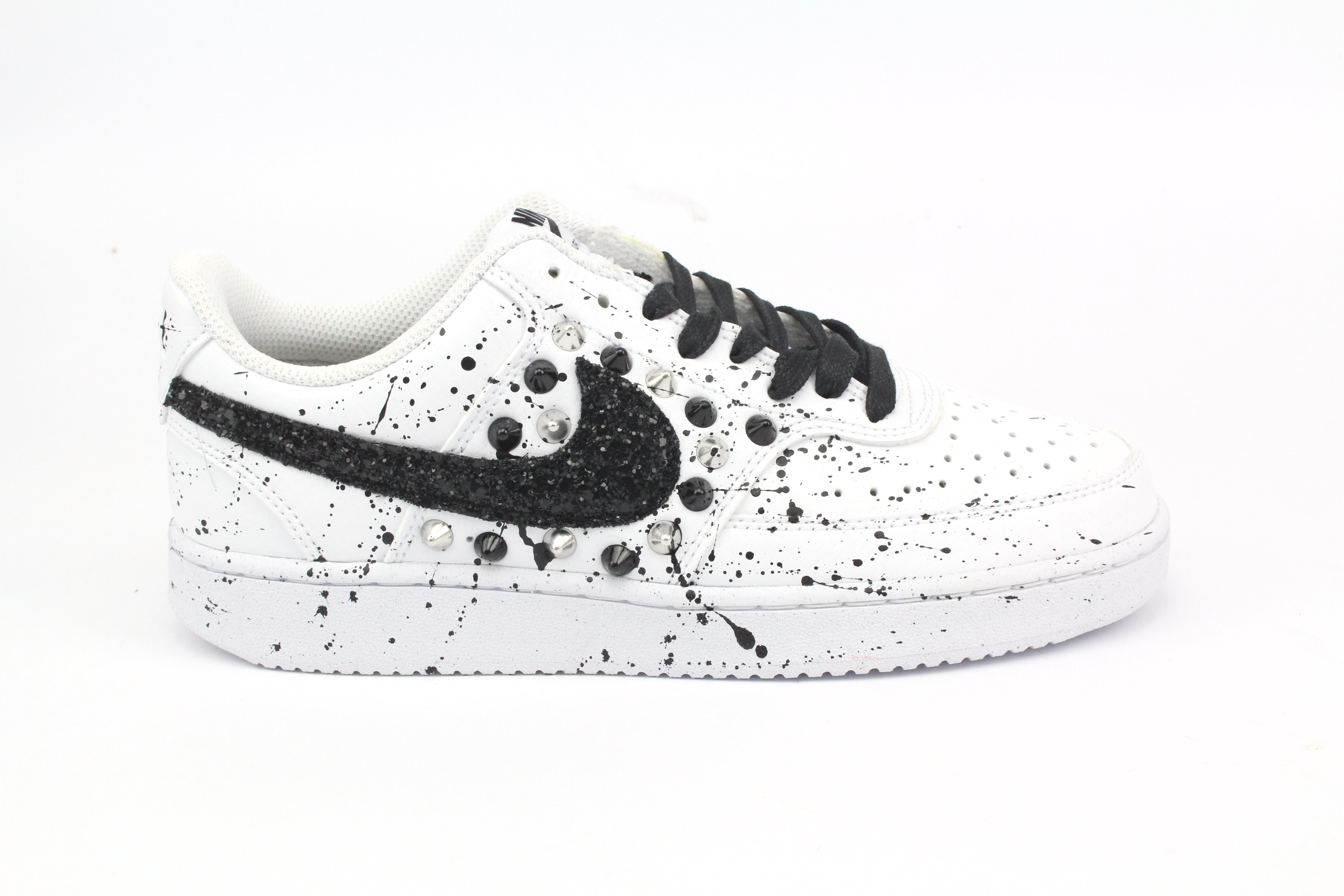 Nike Court Vision Low Colours Borchie & Vernice