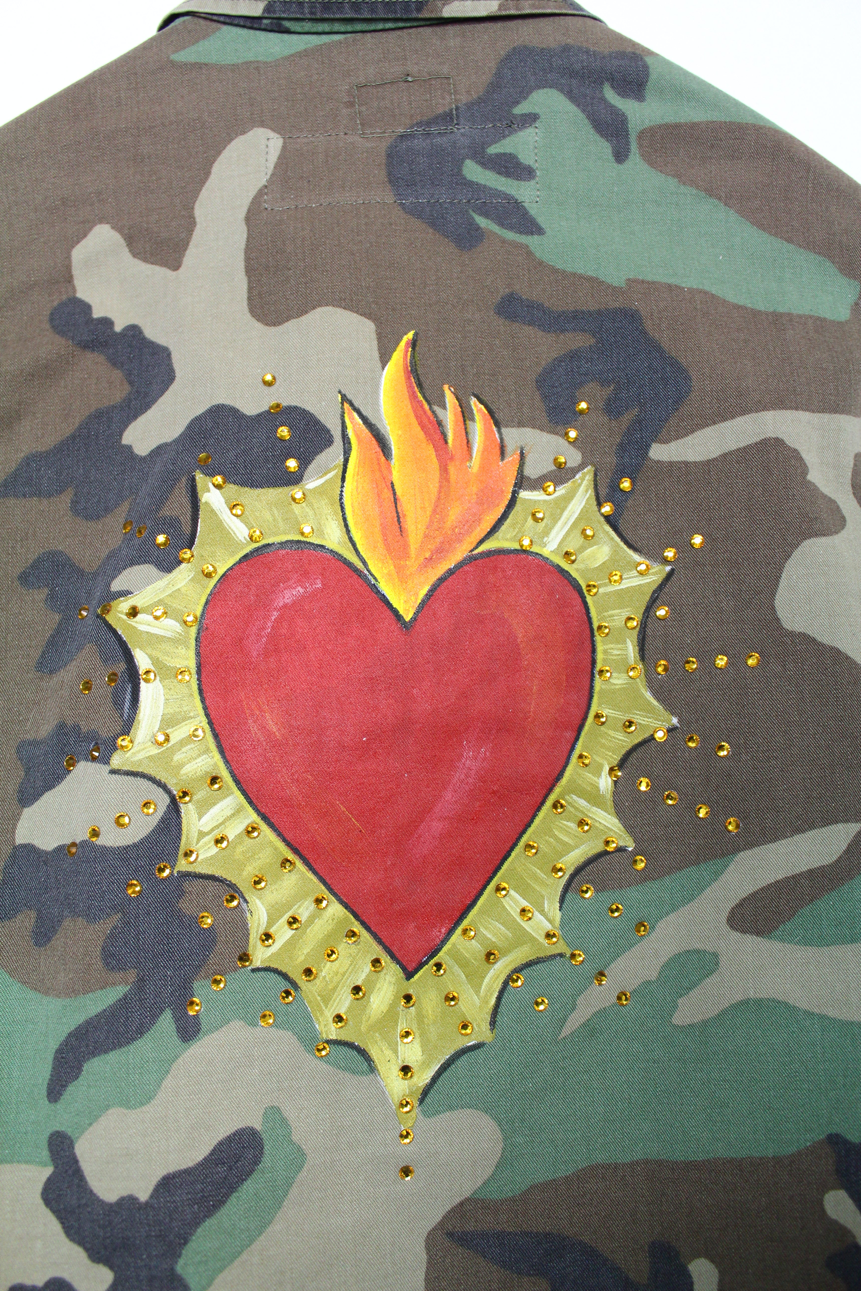 Giacca Mimetica dipinta a mano Cuore Sacro Strass