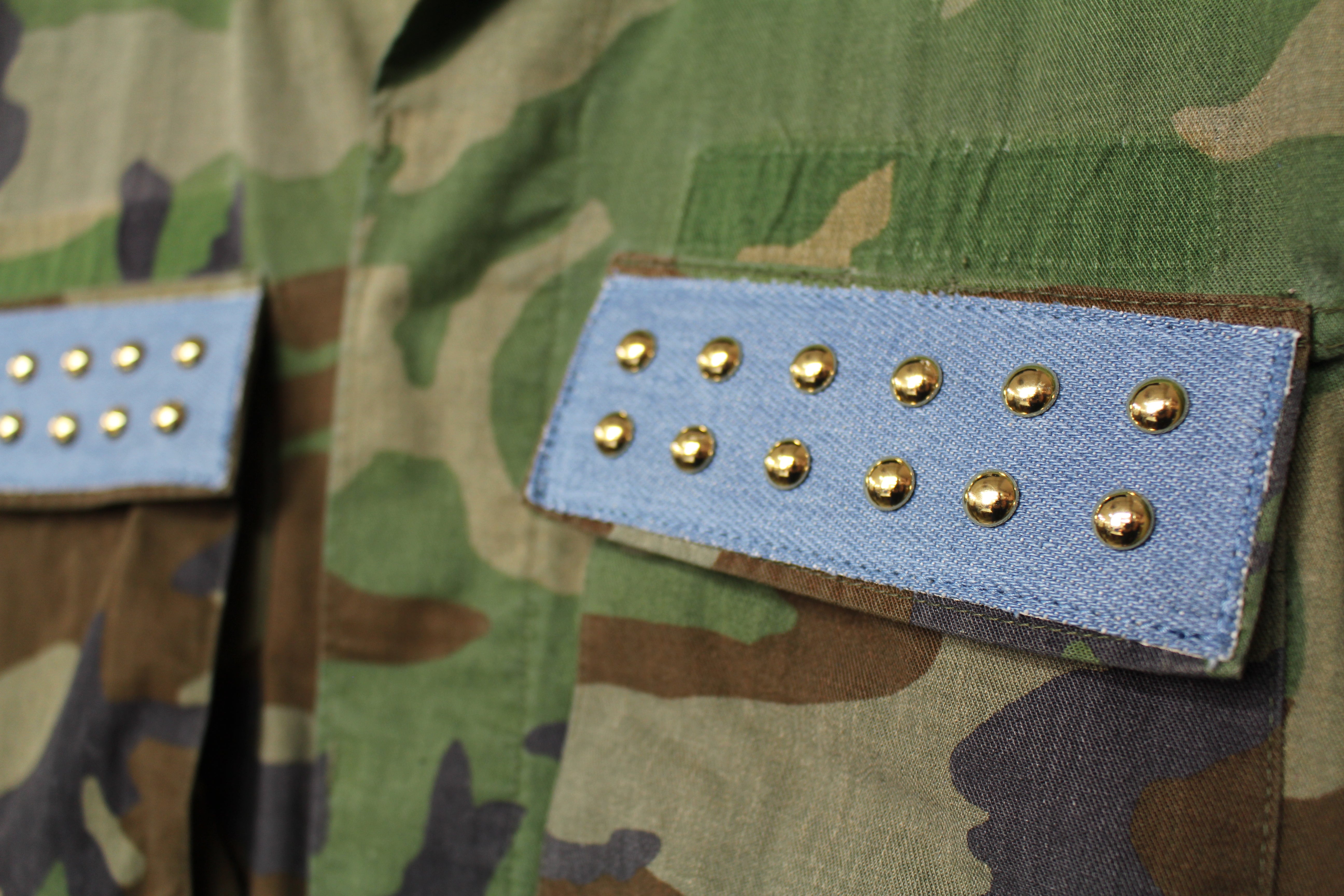 Giacca Mimetica Jeans e Borchie