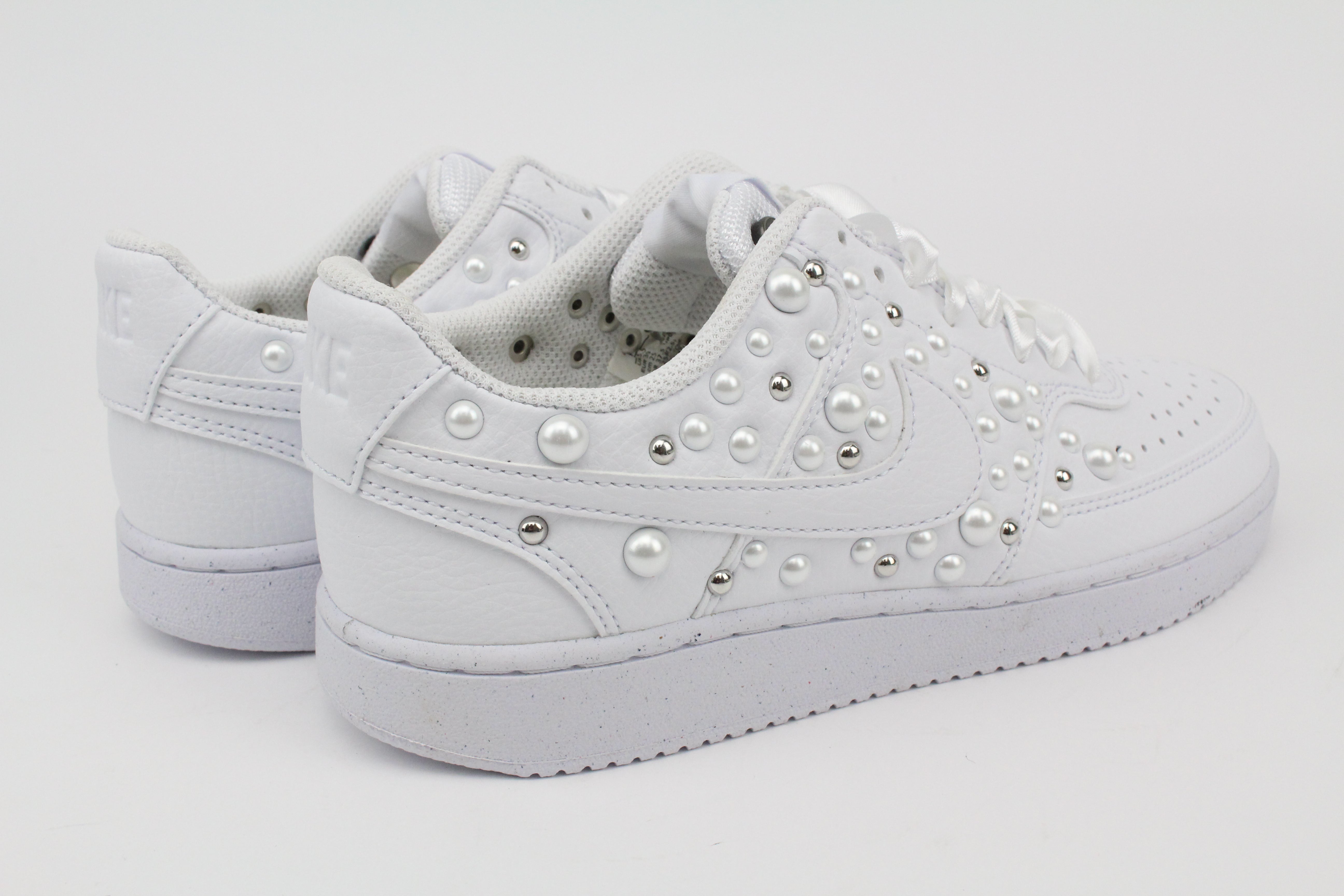 Nike Court Vision Low Total Perle e Borchie