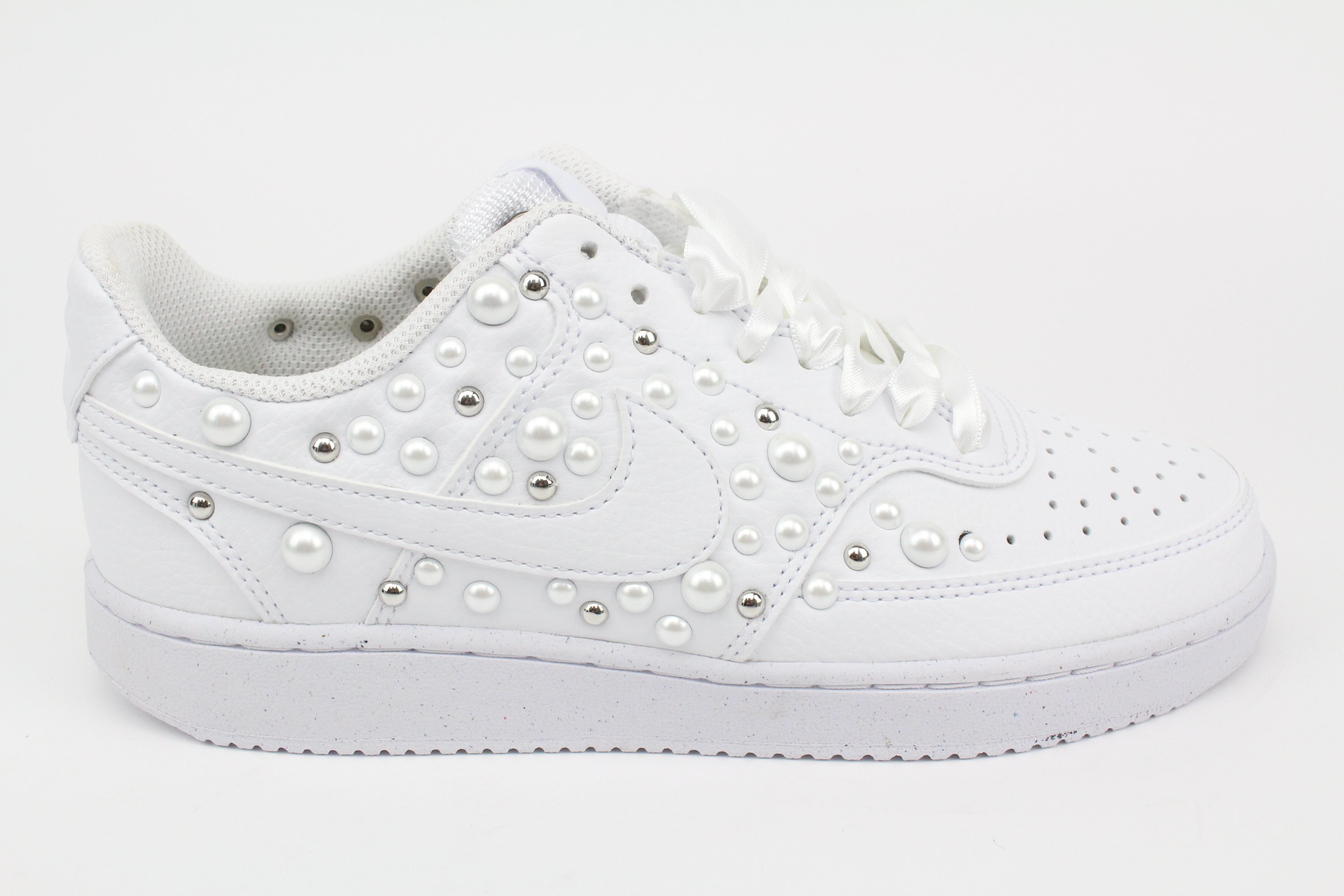 Nike Court Vision Low Total Perle e Borchie