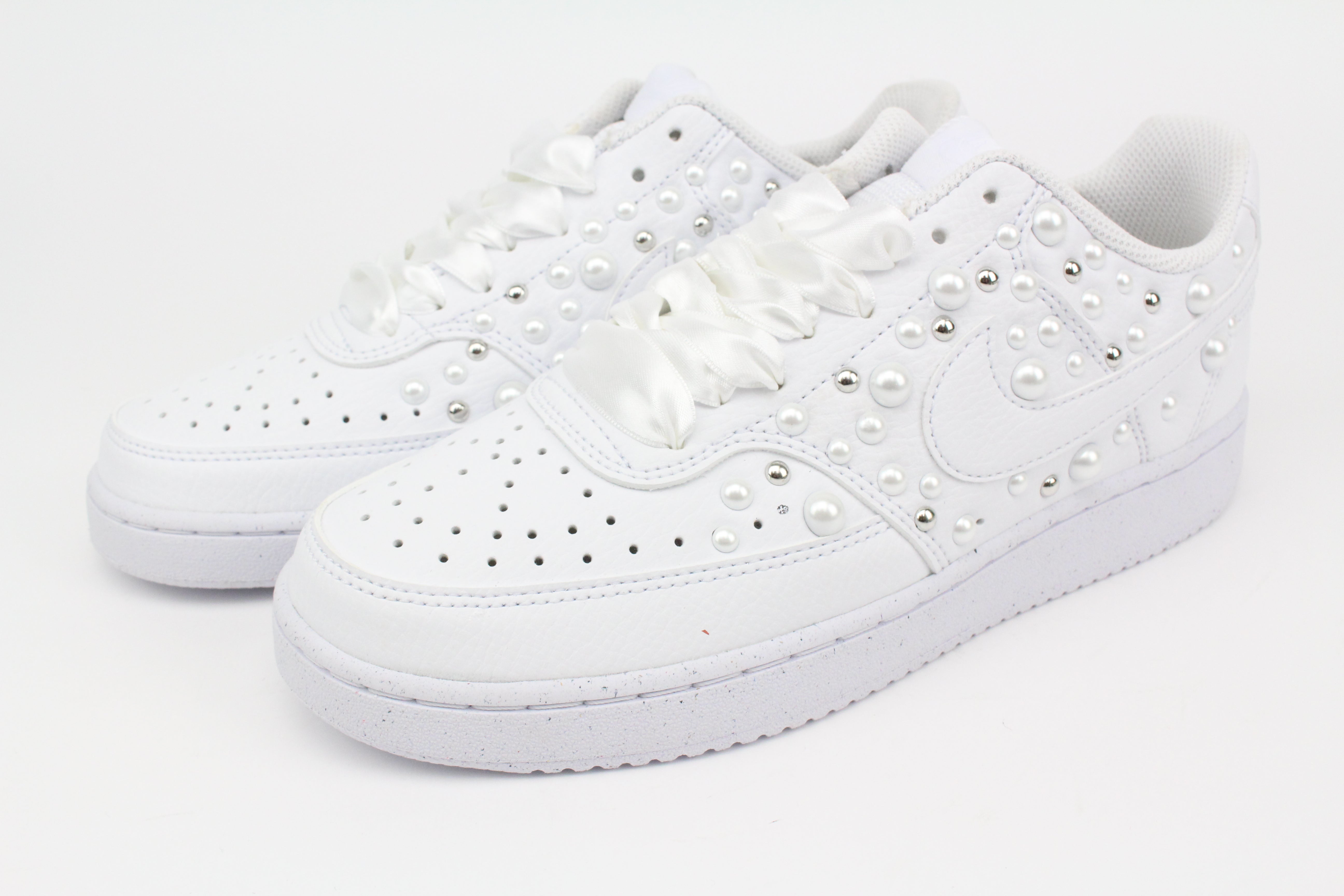 Nike Court Vision Low Total Perle e Borchie