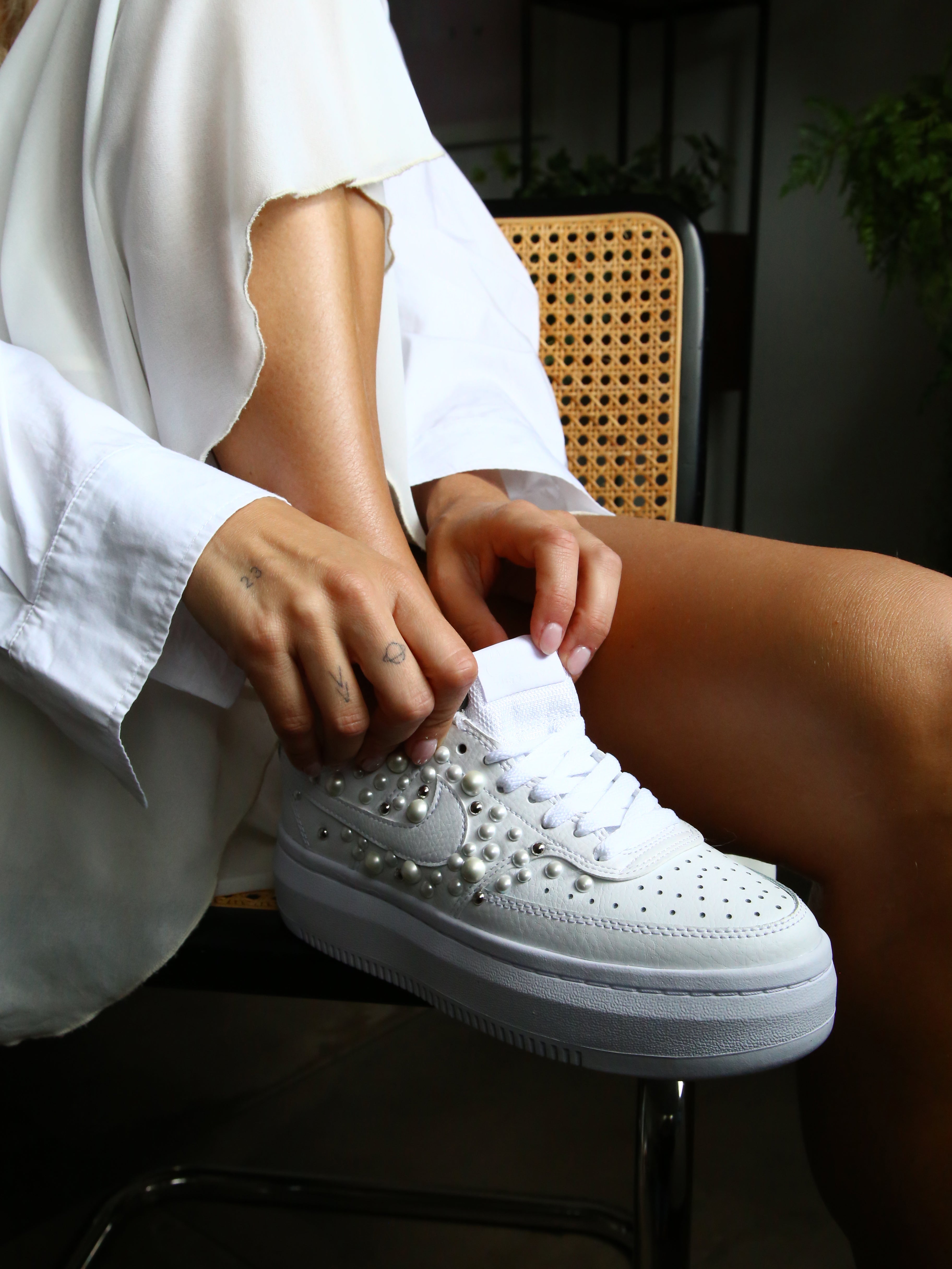 Nike Court Vision Low Platform Total Perle e Borchie