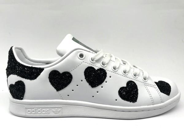 Adidas Smith Smith con cuori in glitter nero