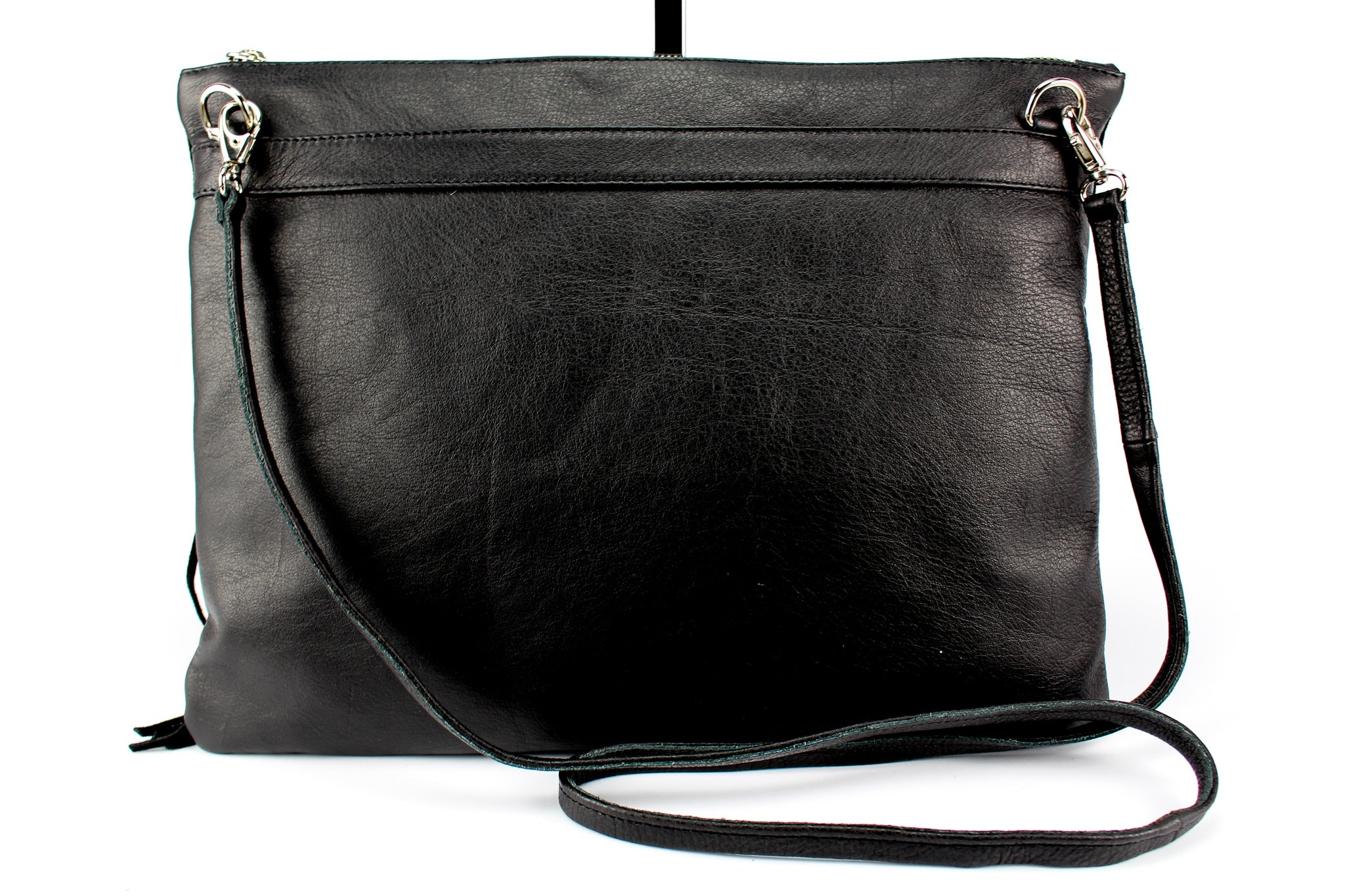 Pochette Pelle Nera Borchie & Frange