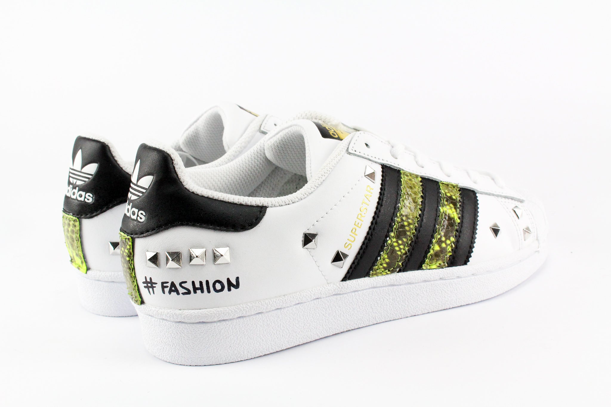 Adidas Superstar Personalizzate Pitonate Fluo Borchie & Graffiti