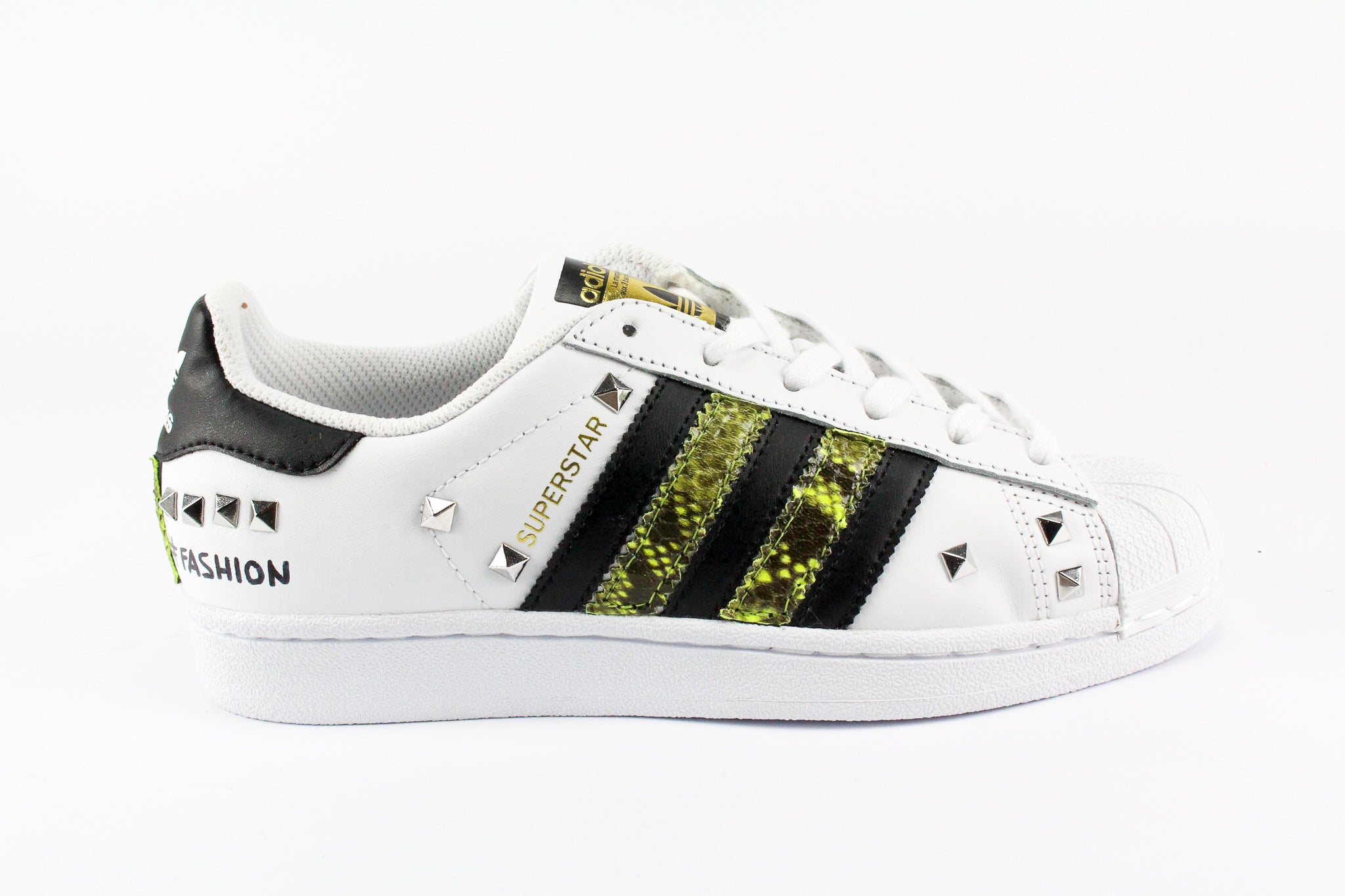 Adidas Superstar Personalizzate Pitonate Fluo Borchie & Graffiti