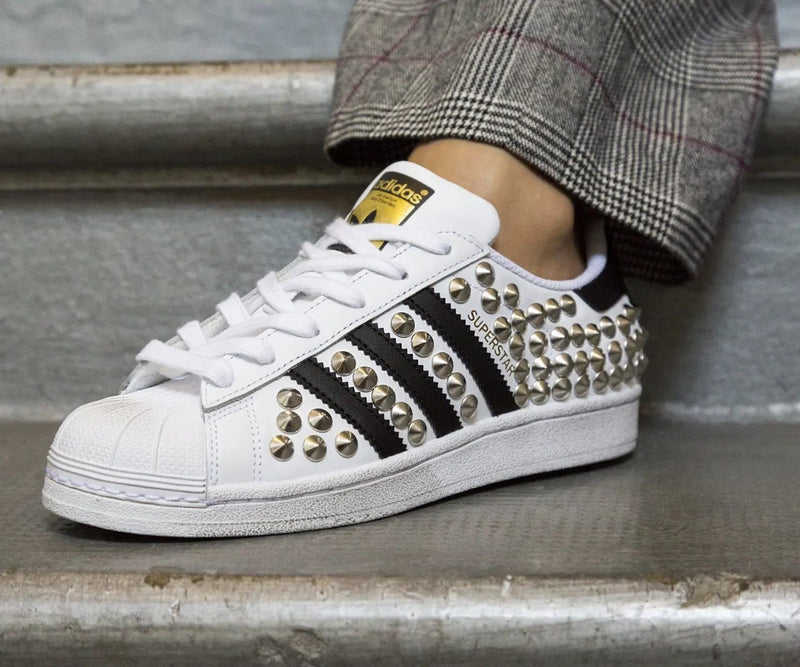 Scarpe superstar con borchie Clearance