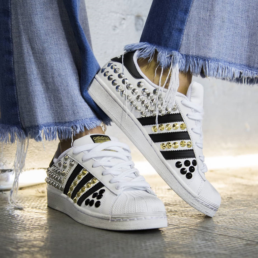 Adidas superstar con borchie Clearance